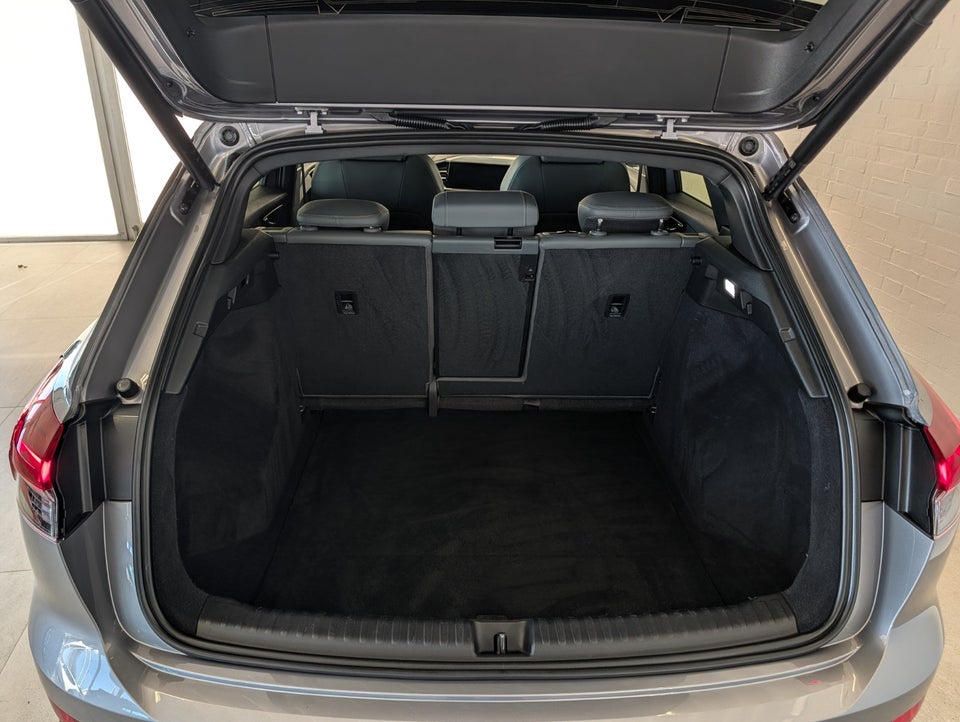 Audi Q4 e-tron 40 edition one 5d