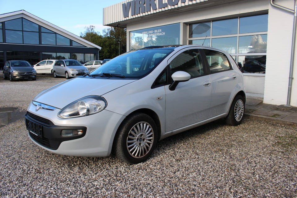 Fiat Punto Evo 1,4 M-Air 105 Dynamic 5d