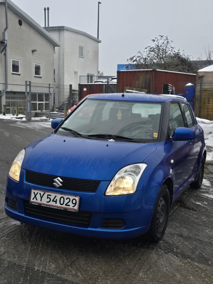 Suzuki Swift 1,5 GLX 5d