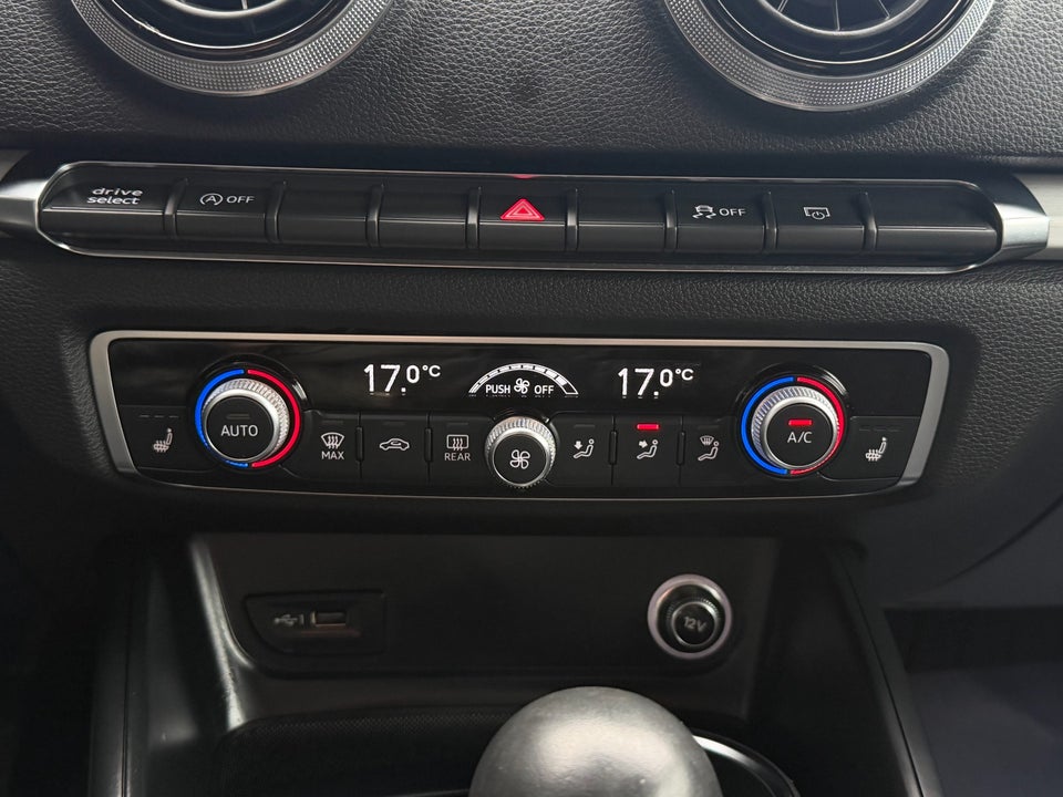 Audi A3 40 TFSi S-line Sport S-tr. 5d