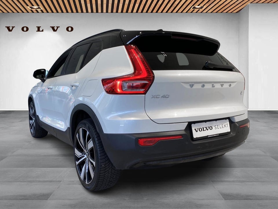 Volvo XC40 P8 ReCharge Twin Pro 5d