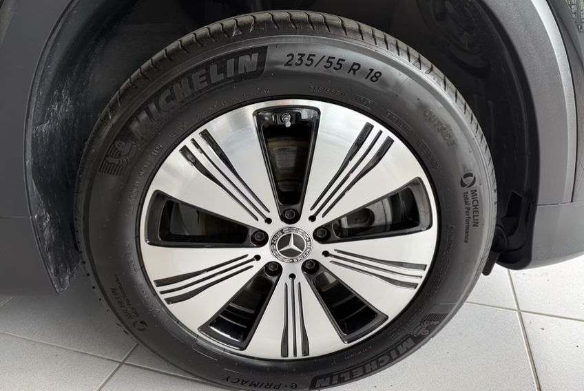 Mercedes EQB250+ Progressive Advance 5d