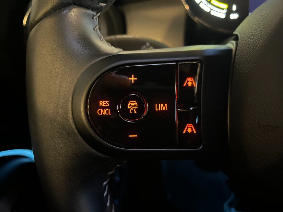 MINI Cooper SE Yours Trim 3d