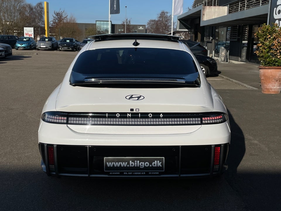 Hyundai Ioniq 6 77 Ultimate AWD 4d