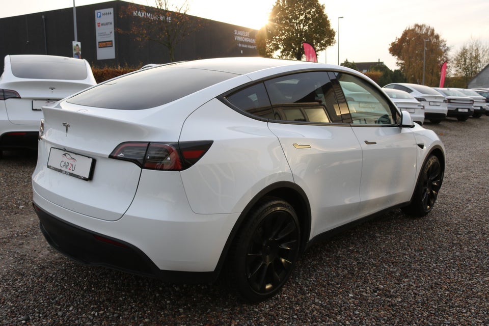 Tesla Model Y RWD 5d