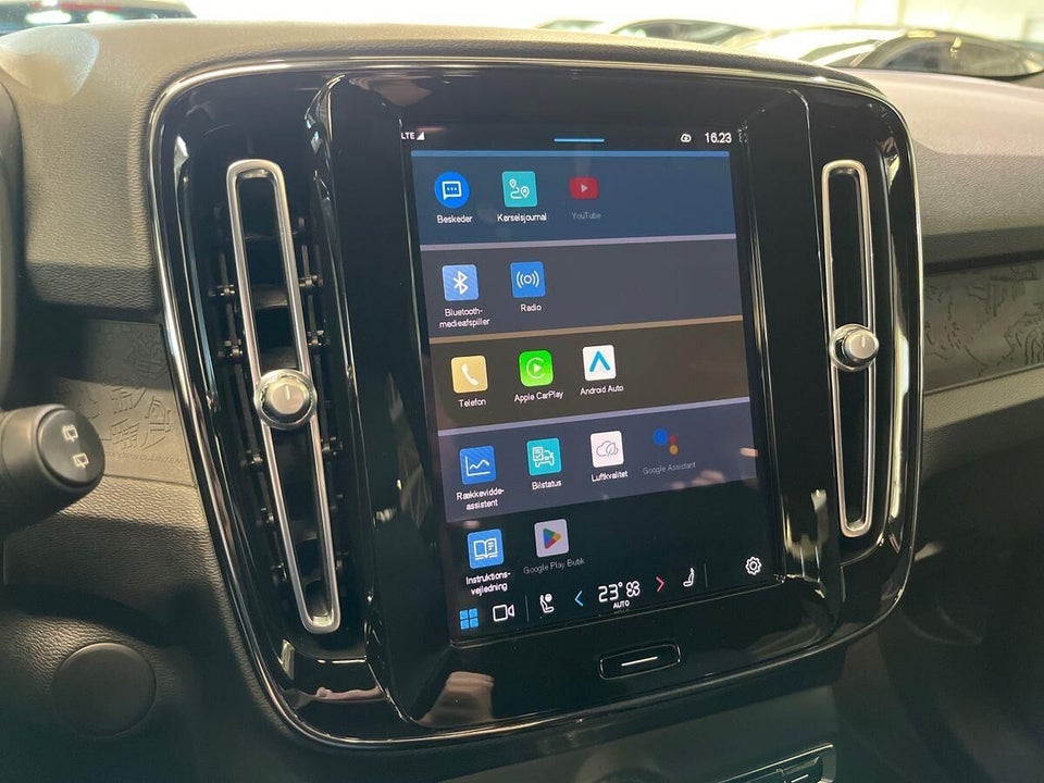 Volvo XC40 P6 ReCharge Plus 5d