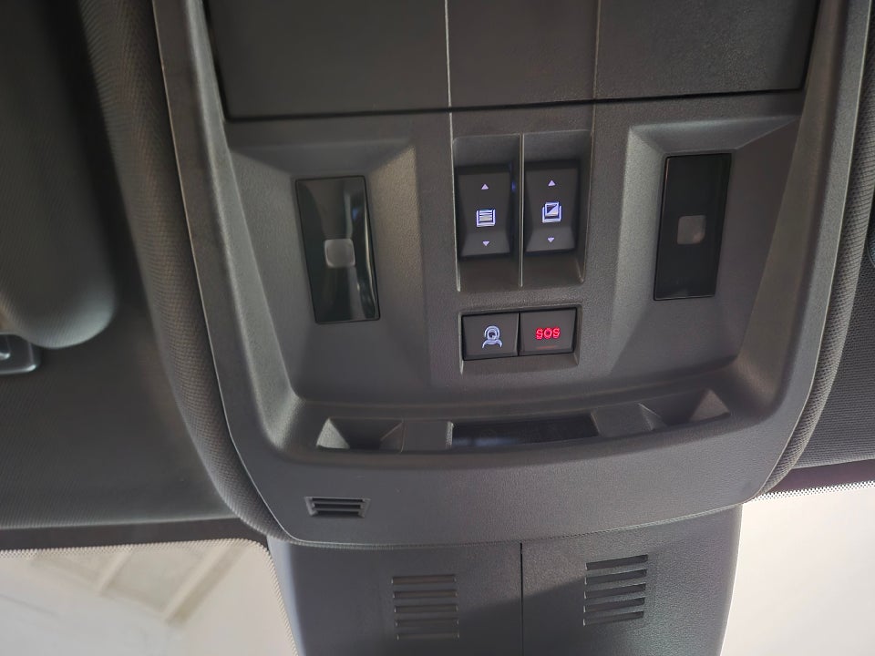 Peugeot e-5008 77 GT Pack 7prs 5d