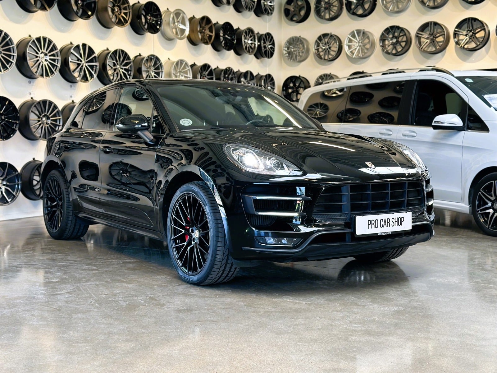 Porsche Macan Turbo 3,6 PDK 5d