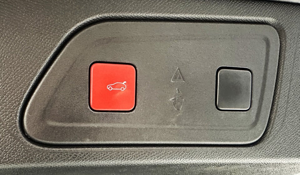 Citroën C5 Aircross 1,6 Hybrid Shine Sport EAT8 5d