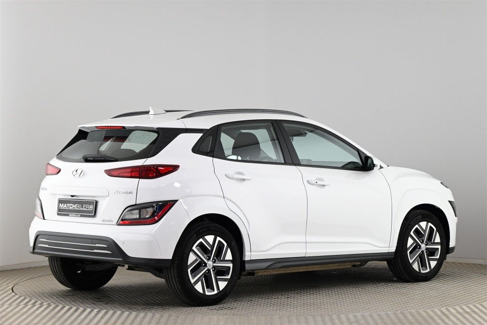 Hyundai Kona 39 EV Essential 5d