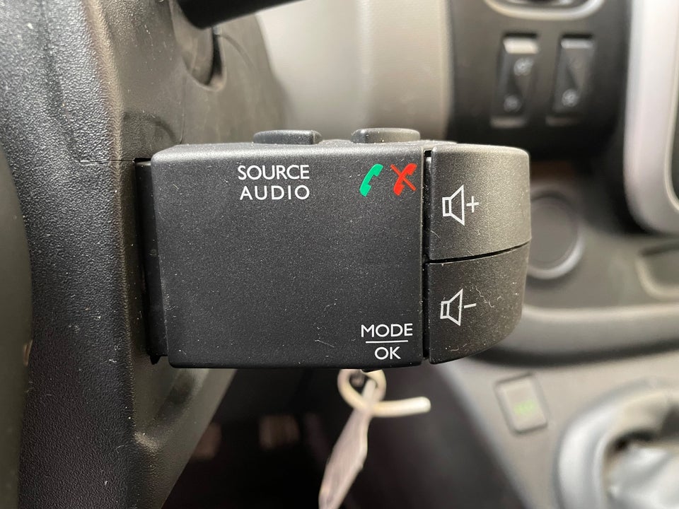 Renault Trafic T29 1,6 dCi 125 L2H1