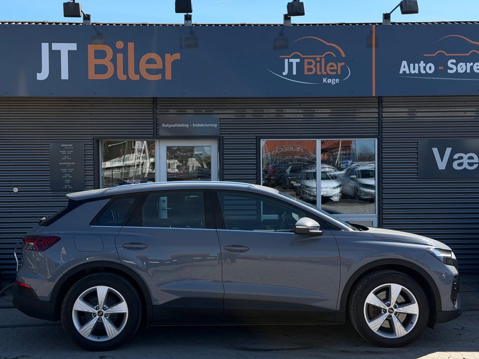 Audi Q4 e-tron 40  5d