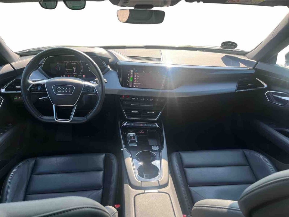 Audi e-tron GT quattro 4d