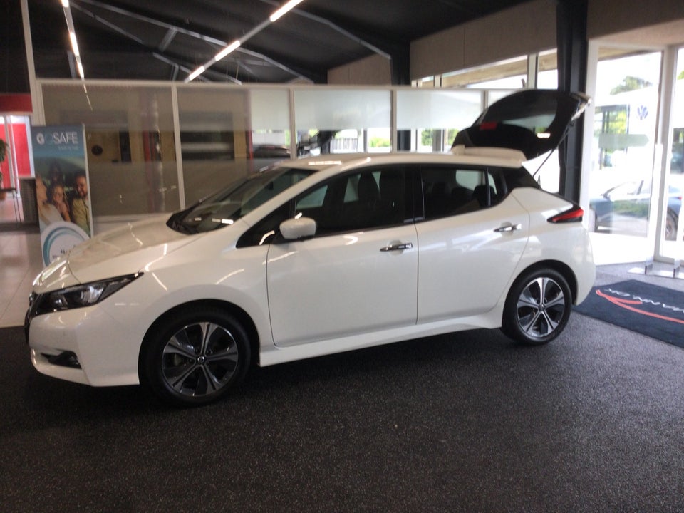 Nissan Leaf 62 e+ Tekna 5d
