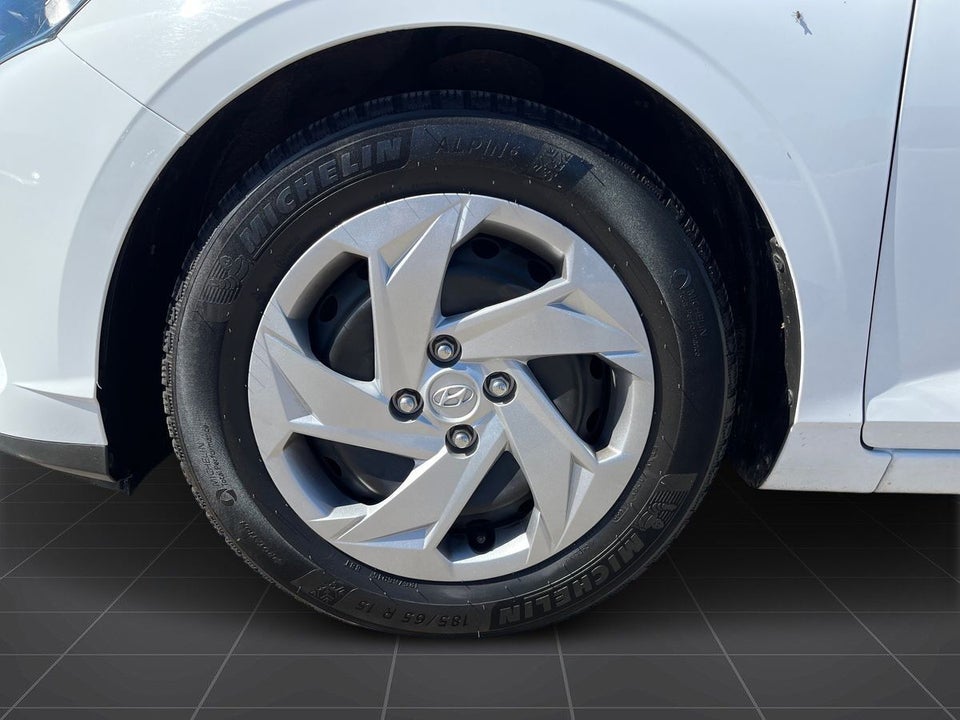 Hyundai i20 1,0 T-GDi Essential 5d