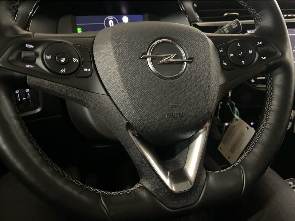 Opel Corsa 1,2 T 100 Elegance Sky 5d