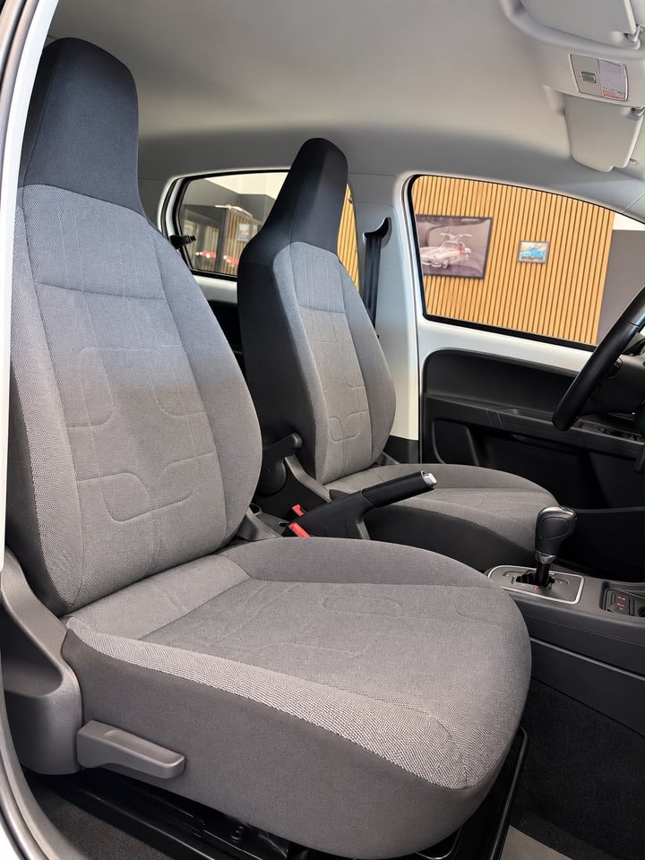 VW Up! 1,0 75 Move Up! ASG BMT 5d