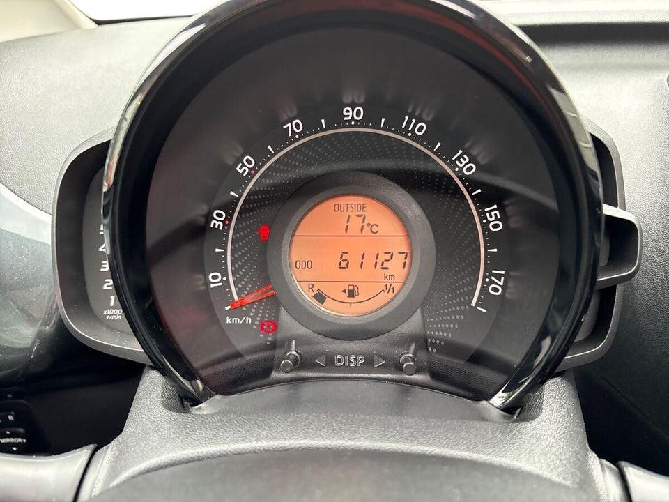 Toyota Aygo 1,0 VVT-i x-style 5d