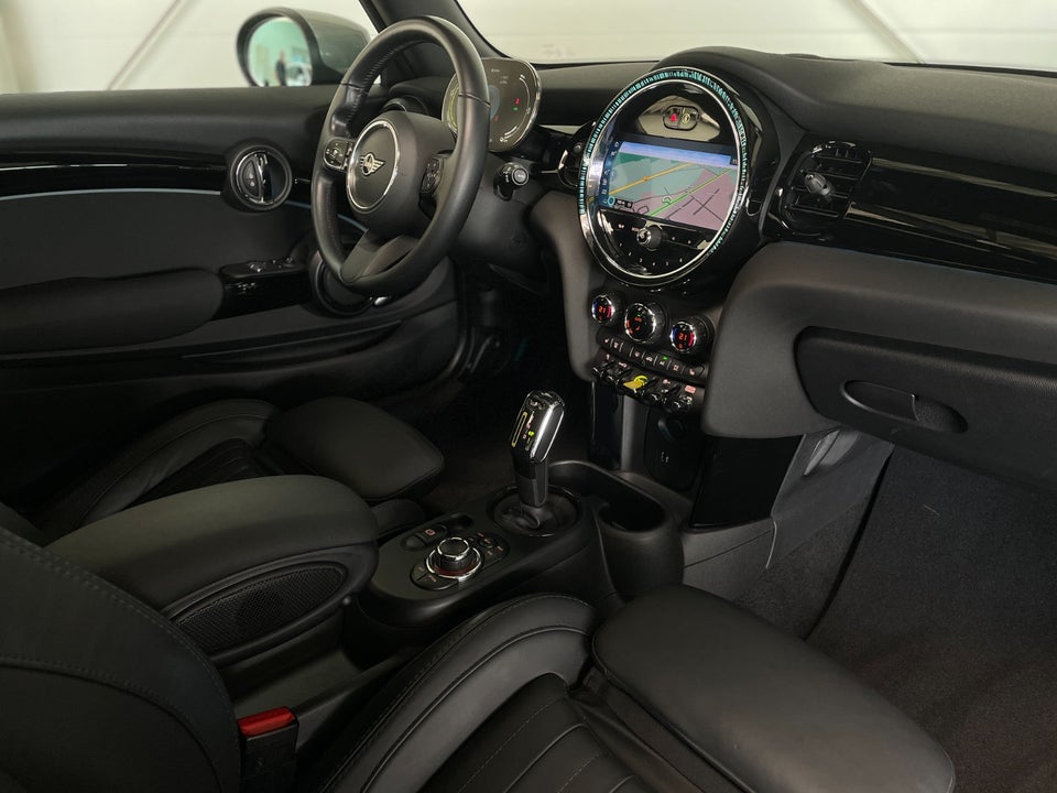 MINI Cooper SE Yours Trim 3d