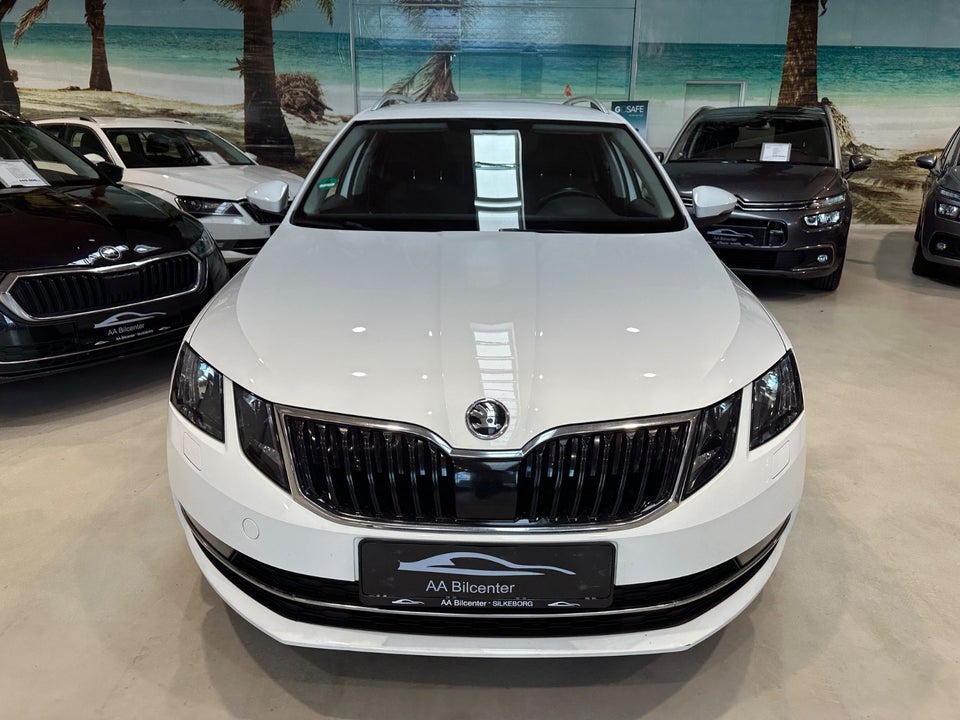 Skoda Octavia 1,6 TDi 115 Style Combi DSG 5d