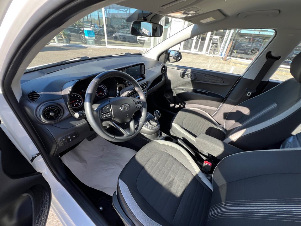 Hyundai i10 1,0 MPi Advanced AMT 5d