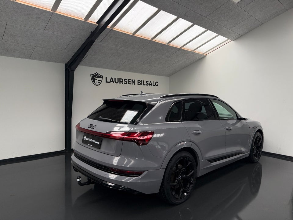 Audi e-tron 55 Advanced quattro 5d