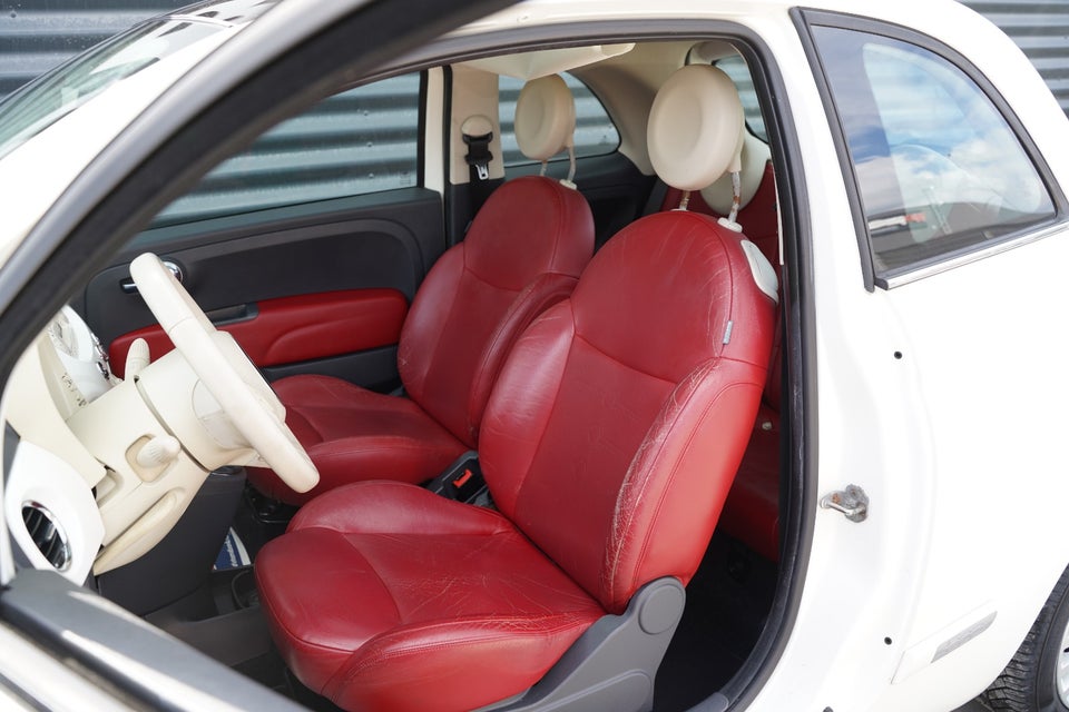 Fiat 500 1,3 MJT 75 Lounge 3d