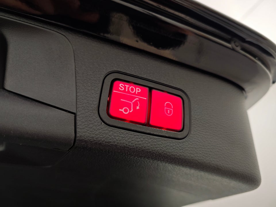 Mercedes C300 de 2,0 AMG Line Night Edition stc. aut. 5d