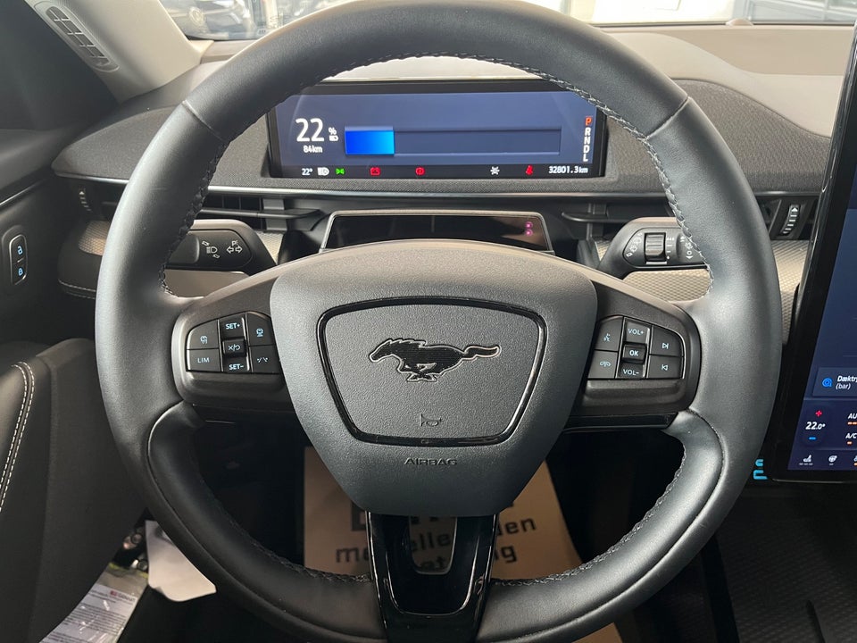 Ford Mustang Mach-E 75 Premium Standard Range 5d