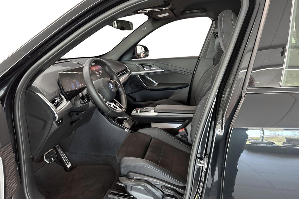 BMW iX1 xDrive30 M-Sport 5d
