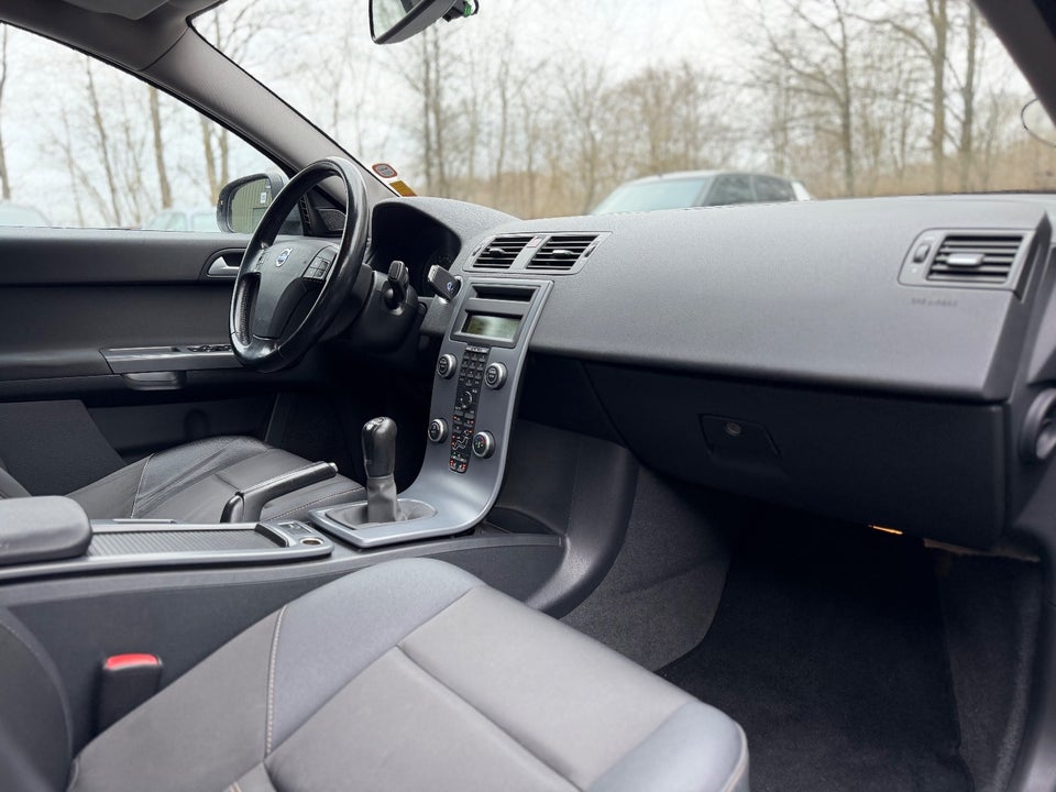 Volvo S40 1,6 D DRIVe 4d