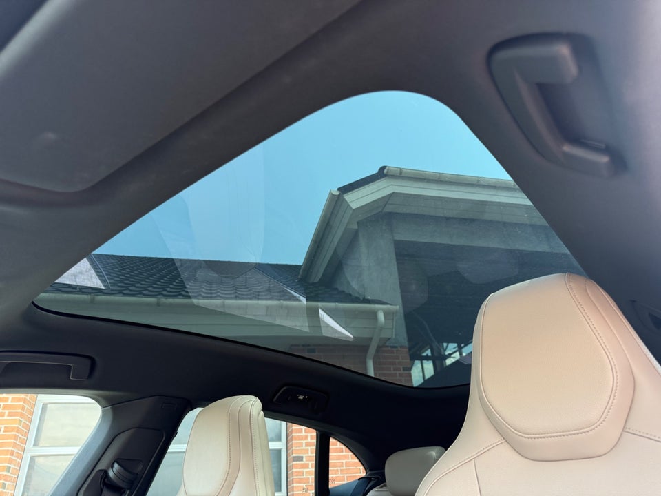 Porsche Taycan Sport Turismo 5d