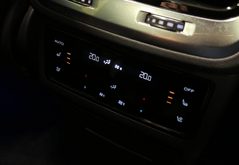 Hongqi E-HS9 99 Exclusive 5d
