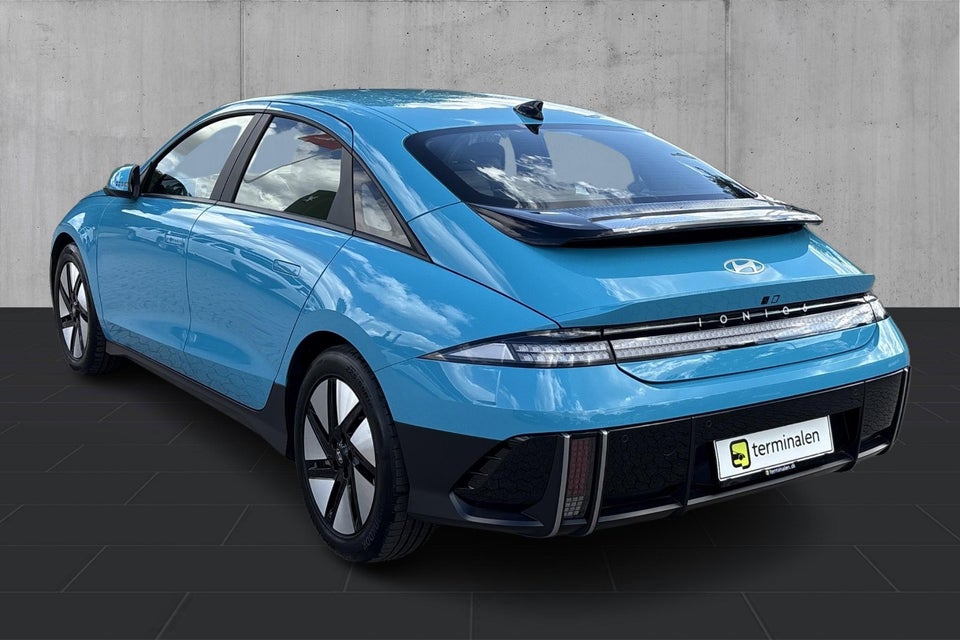 Hyundai Ioniq 6 53 Essential 4d