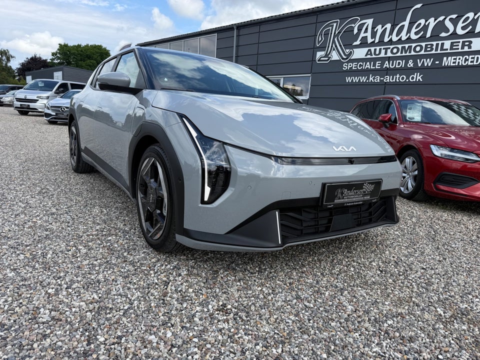 Kia EV4 81 Long Range Earth 5d