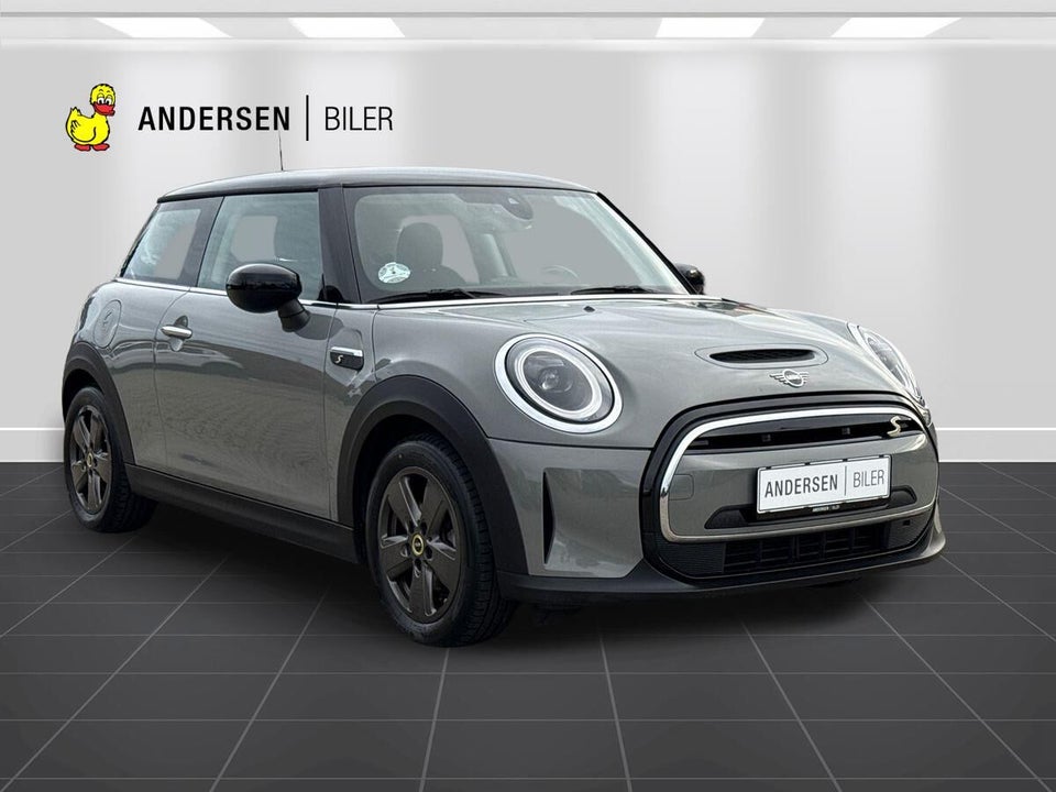 MINI Cooper SE Essential 3d