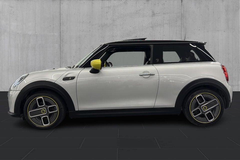 MINI Cooper SE Younique Trim 3d