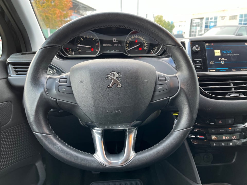 Peugeot 208 1,5 BlueHDi 100 Envy 5d