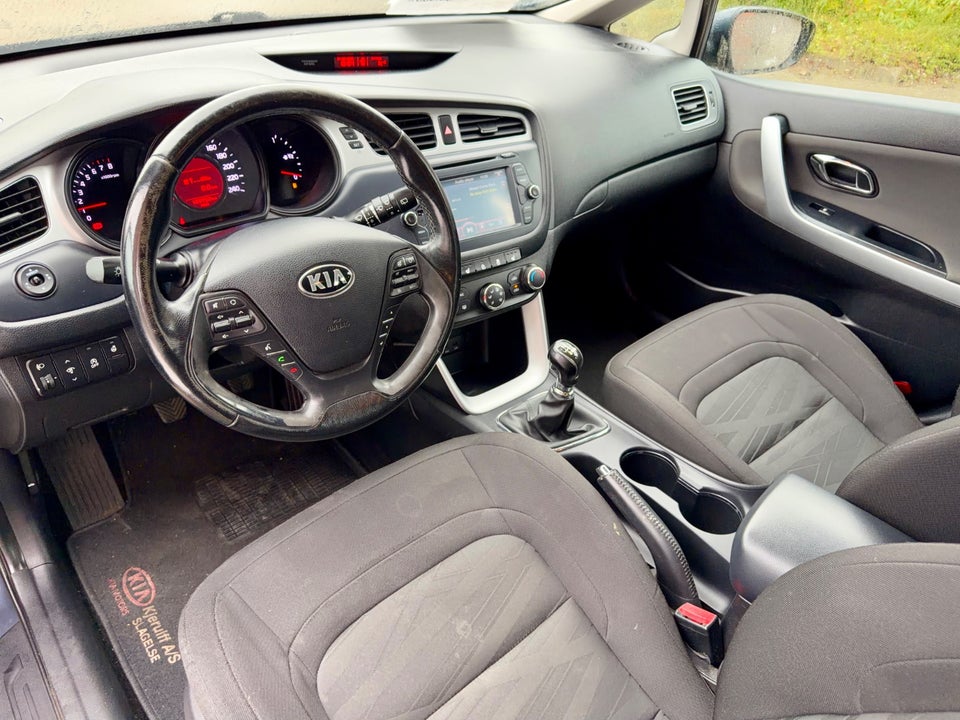 Kia Ceed 1,6 GDi Active SW 5d