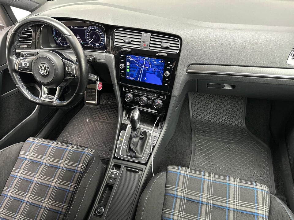 VW Golf VII 1,4 GTE DSG 5d
