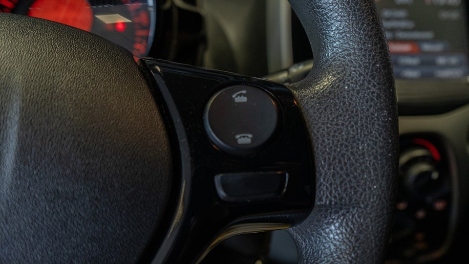Citroën C1 1,0 e-VTi Shine Airscape 5d