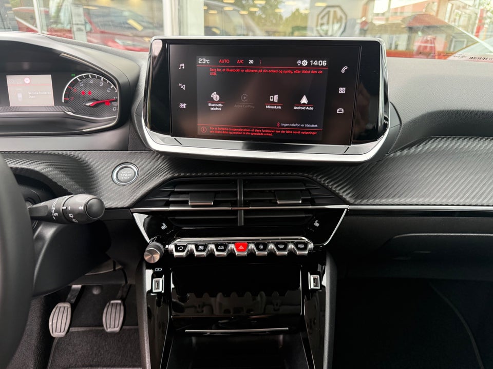 Peugeot 208 1,2 PureTech 100 Allure 5d