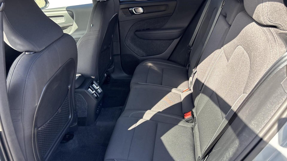 Volvo EX40 Extended Range Core 5d