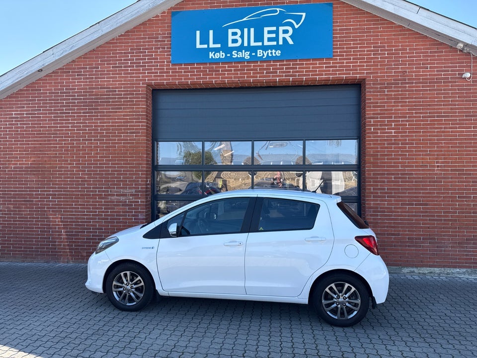 Toyota Yaris 1,5 Hybrid H2 Komfort e-CVT 5d