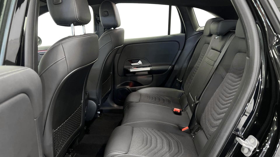 Mercedes EQA250+ Progressive 5d