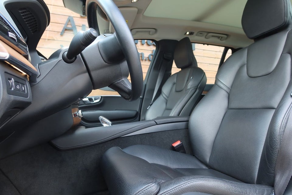 Volvo XC90 2,0 T8 ReCharge Inscription aut. AWD 5d