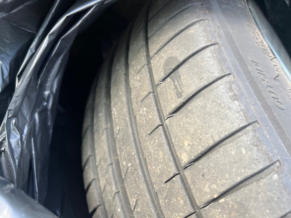 Tesla Model 3 RWD 4d