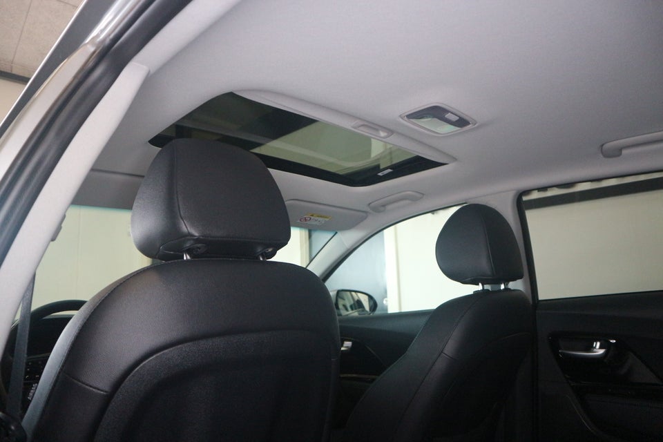 Kia e-Niro 64 Premium 5d