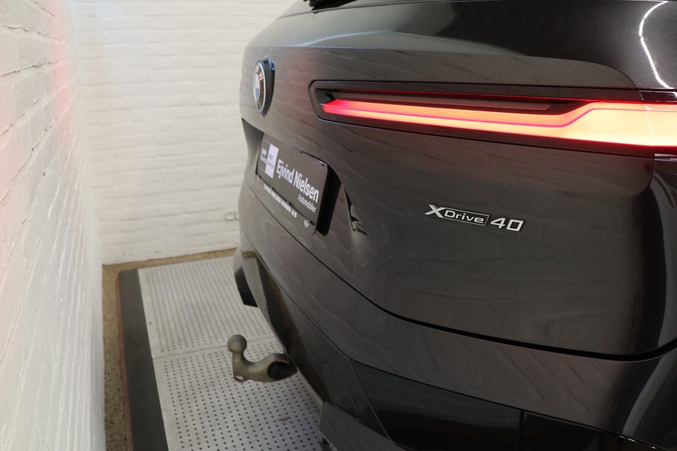 BMW iX xDrive40 Fully Charged Sport 5d