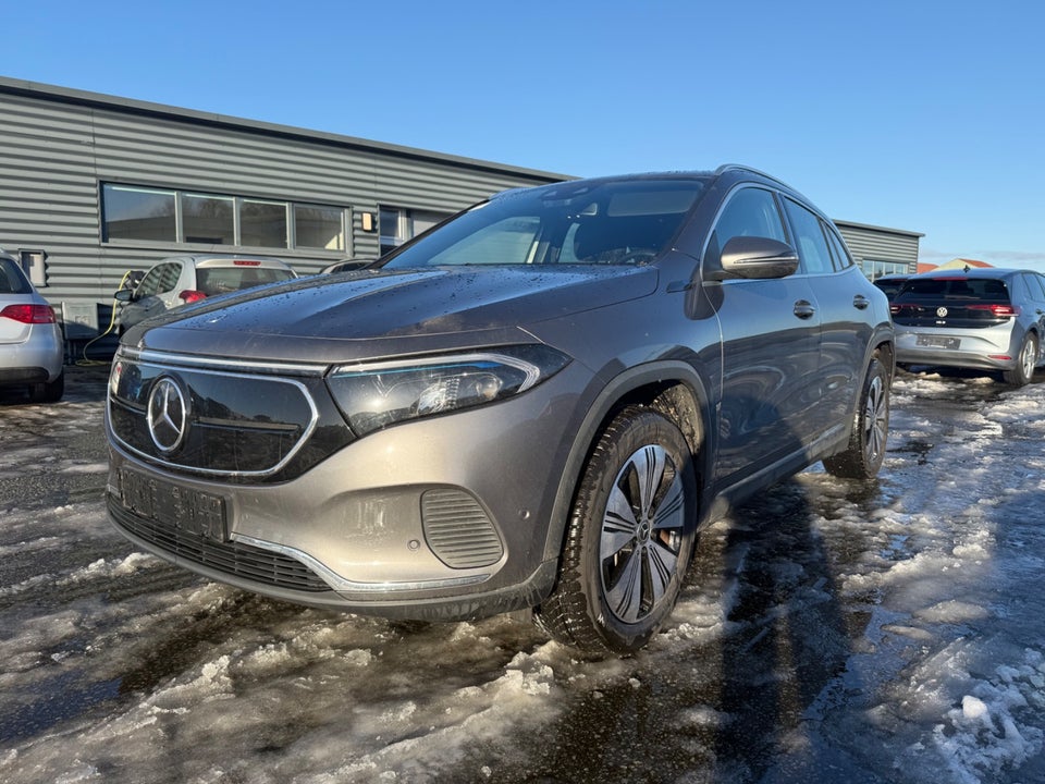 Mercedes EQA250 5d
